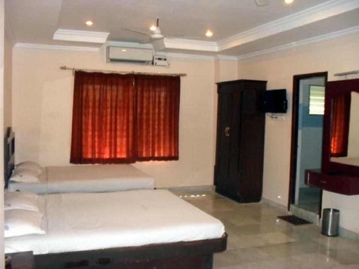 Hotel Vpn Residency Velankanni Exterior foto